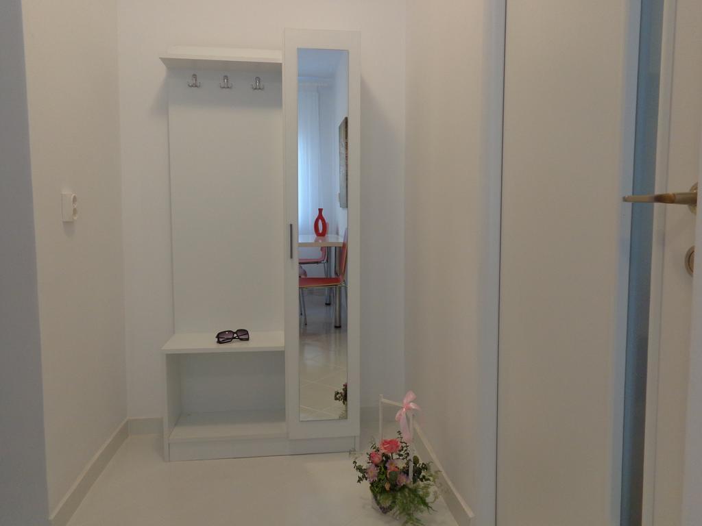 Olympus Apartment Alba Iulia Exteriör bild